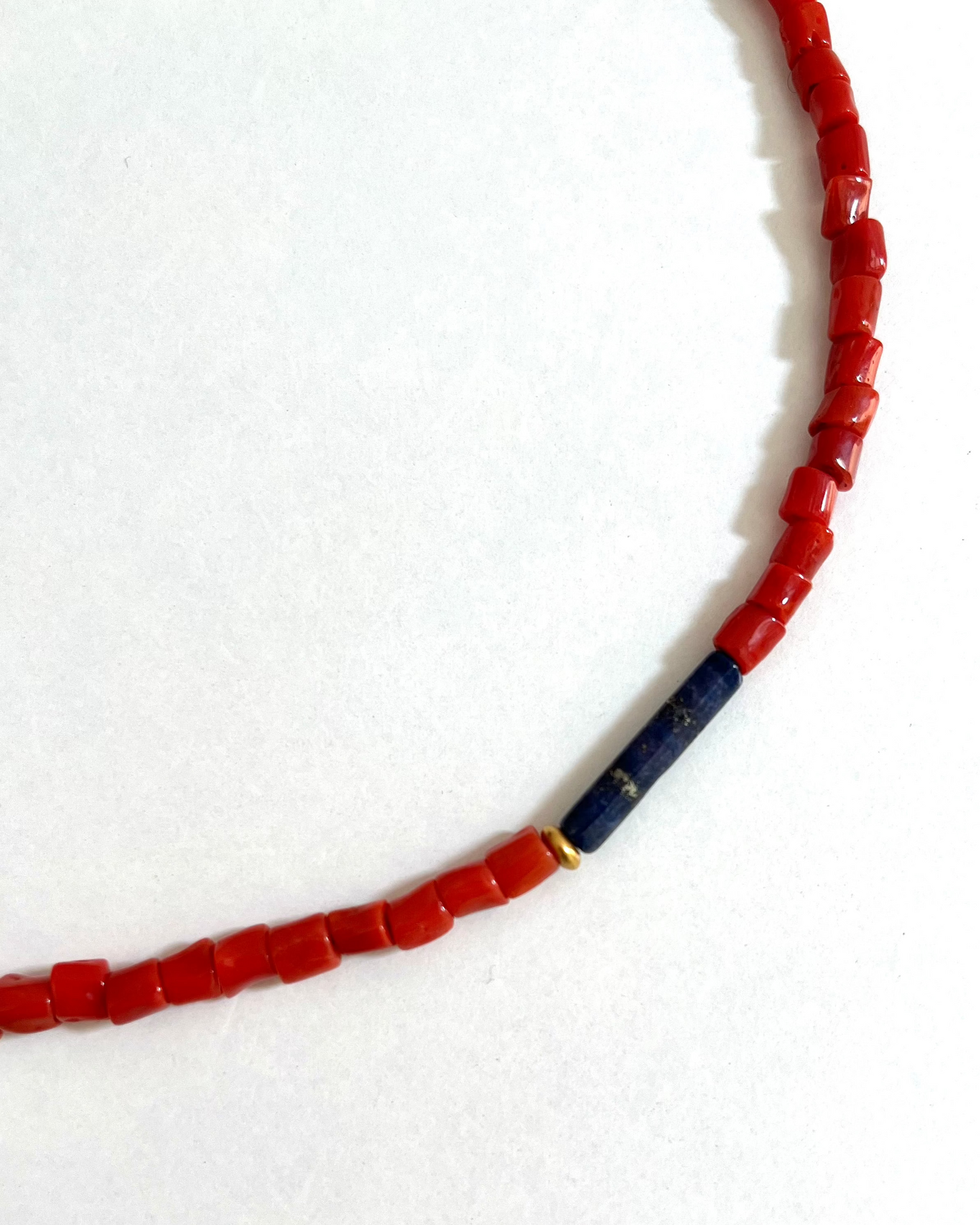 Collar Coral Isla II