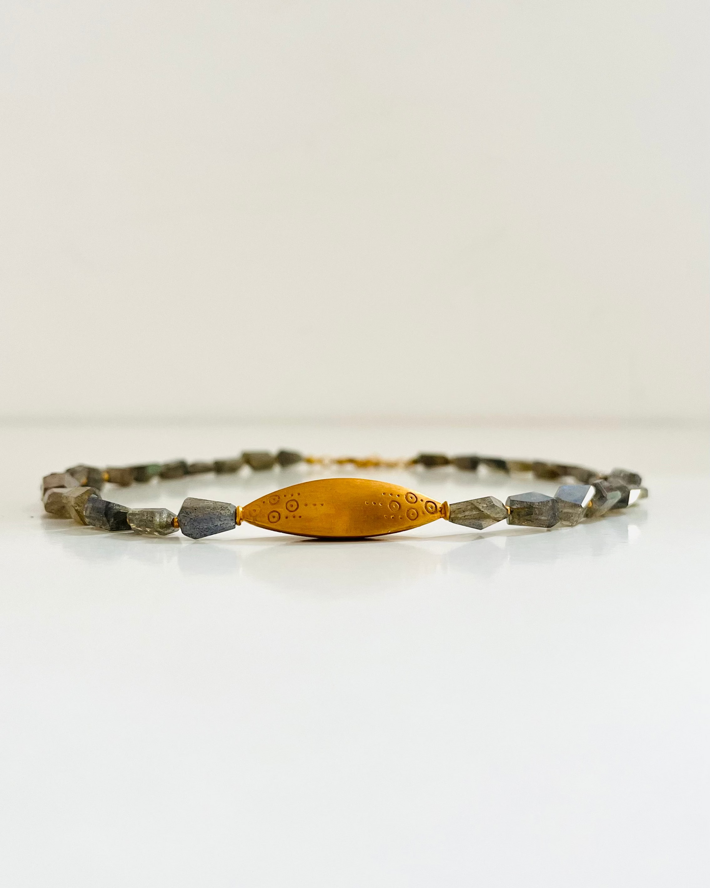 Collar VAINA Labradorita